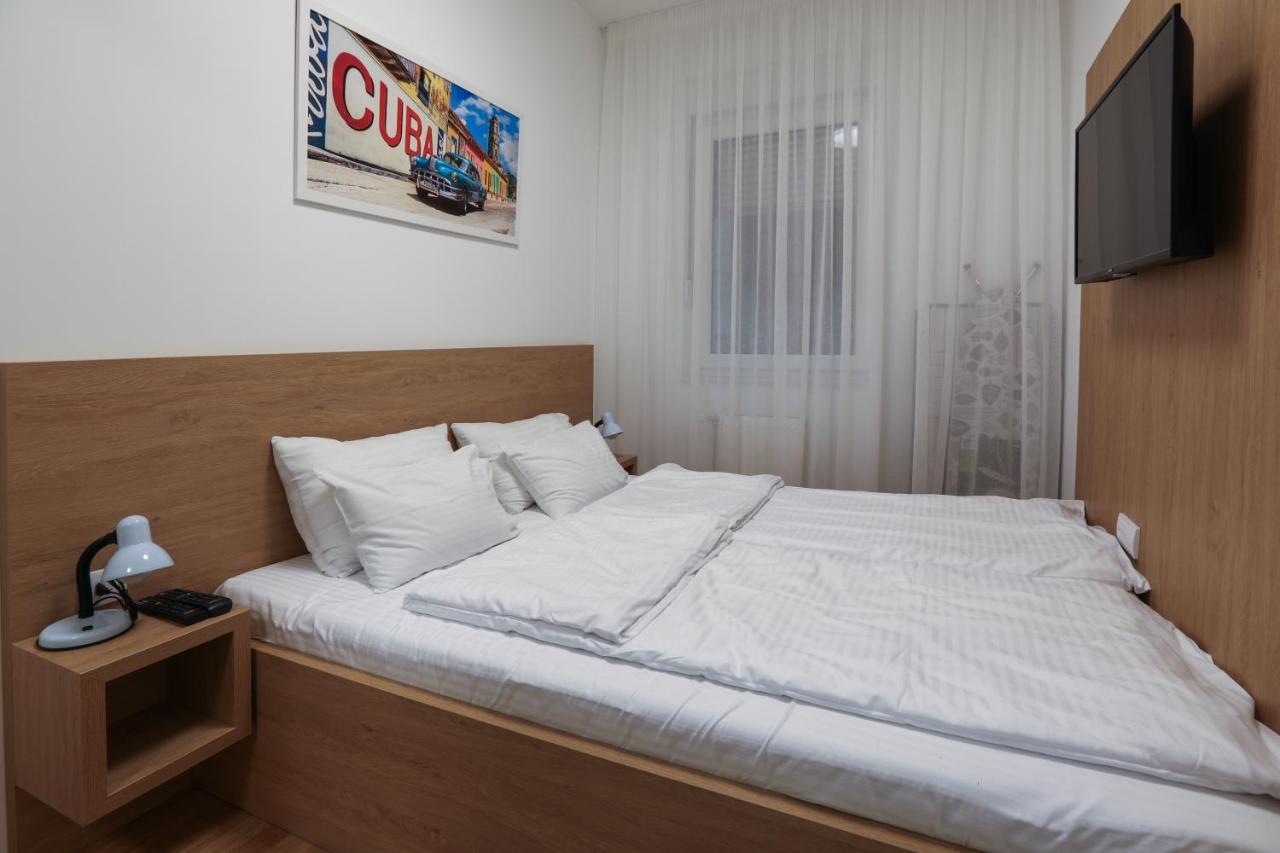 Apartment Promenada Avenija Újvidék Kültér fotó