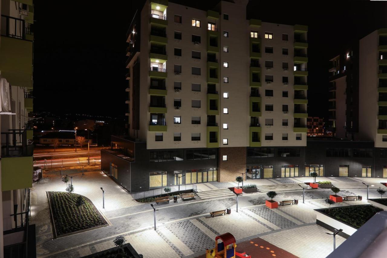 Apartment Promenada Avenija Újvidék Kültér fotó