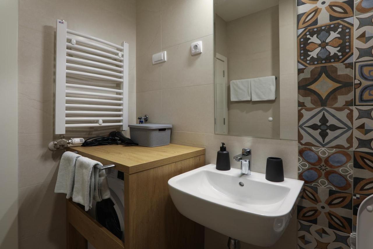 Apartment Promenada Avenija Újvidék Kültér fotó