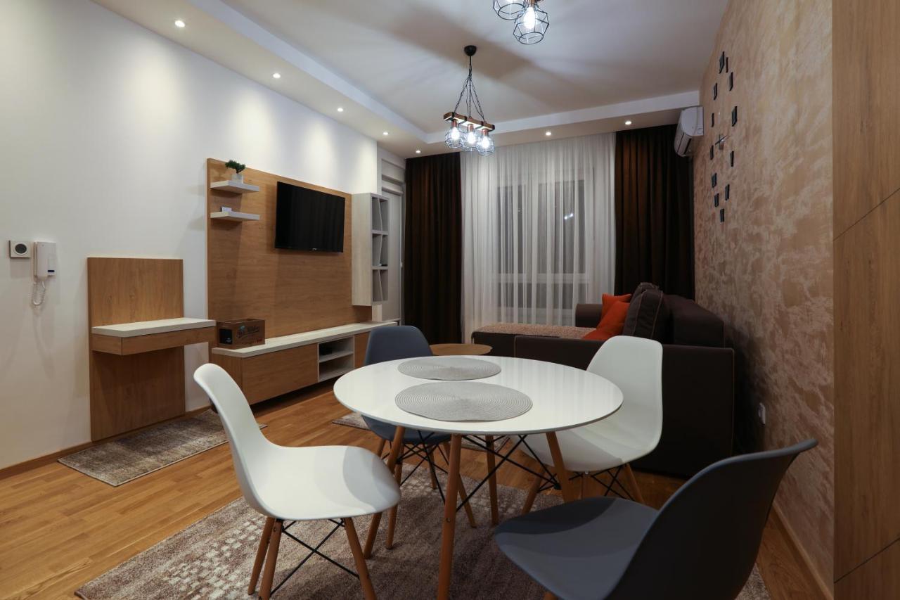 Apartment Promenada Avenija Újvidék Kültér fotó